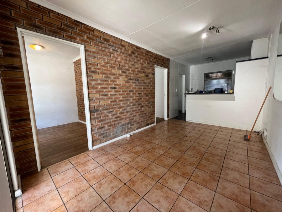 2 Bedroom Property for Sale in Table View Western Cape